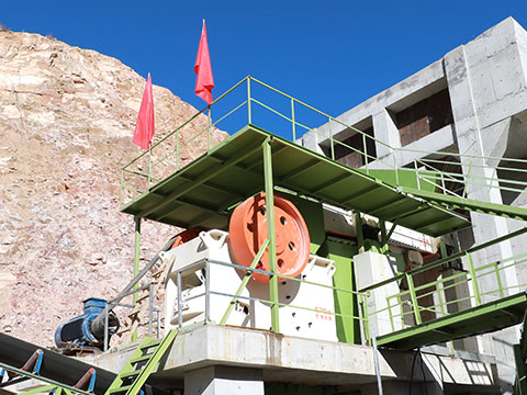 湖南張家界碎石生產線現場