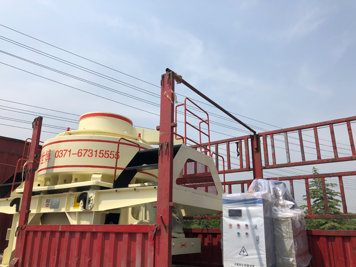 PCL制砂機裝車發貨 PCL制砂機裝車發貨