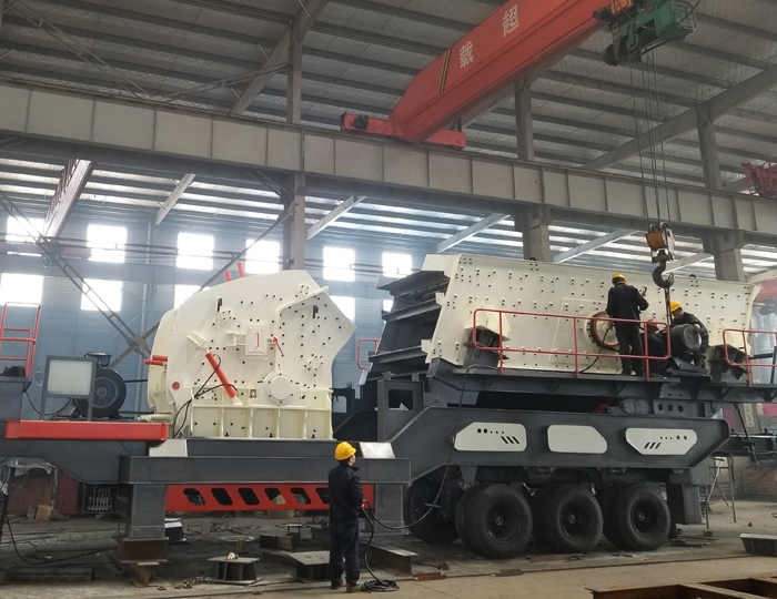 移動式1210反擊破篩分站 移動式1210反擊破篩分站