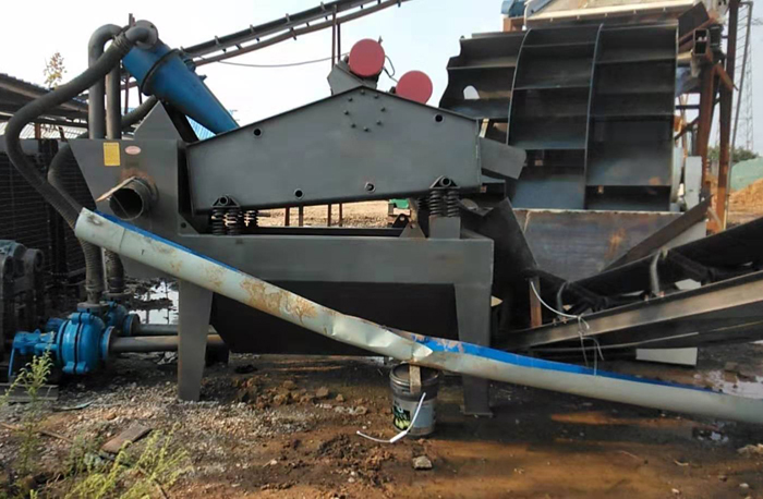 輪斗洗砂機(jī)搭配脫水篩 輪斗洗砂機(jī)搭配脫水篩