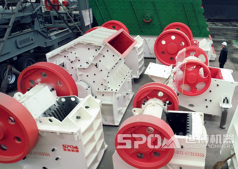 粗碎磕石機 粗碎磕石機