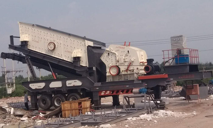 移動式1315破碎篩分站 移動式1315破碎篩分站