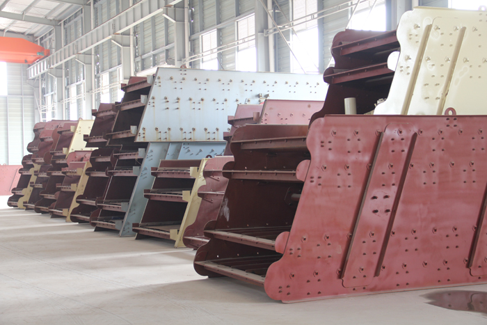 篩沙機(jī)生產(chǎn)車間 篩沙機(jī)生產(chǎn)車間