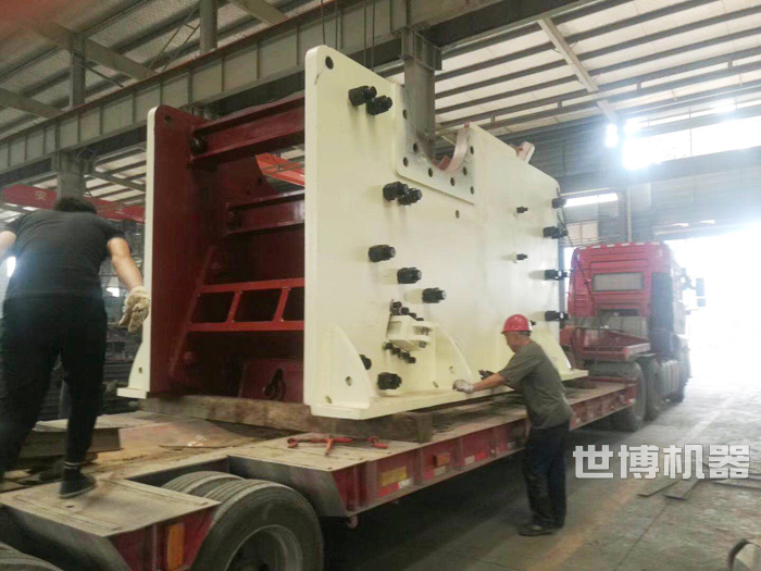 1215大型顎破裝車發貨 1215大型顎破裝車發貨