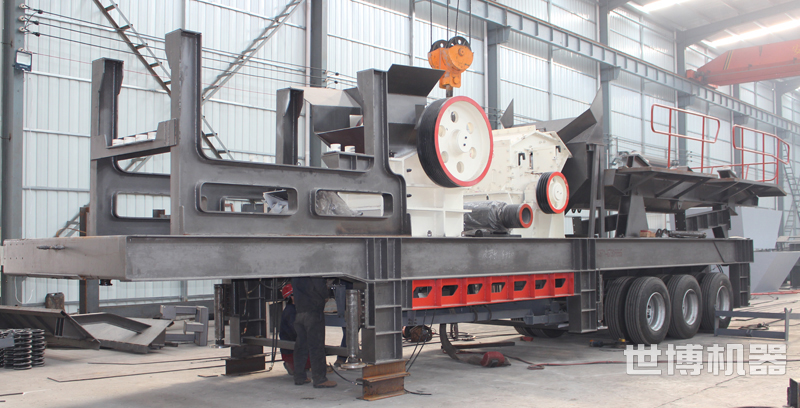 輪胎破碎站生產(chǎn)車間 輪胎破碎站生產(chǎn)車間