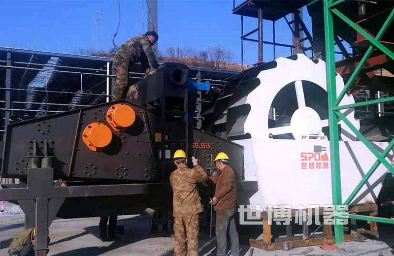 大型洗砂機安裝現(xiàn)場 大型洗砂機安裝現(xiàn)場
