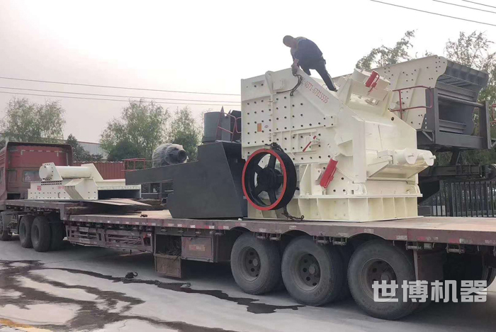 大型反擊破裝車發貨了 大型反擊破裝車發貨了