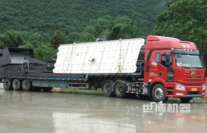 振動篩正在發貨 振動篩正在發貨