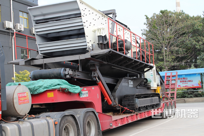 履帶式篩分站發貨圖