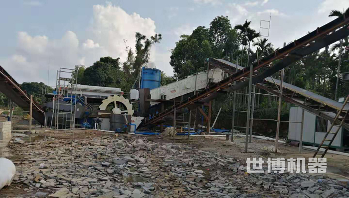 洗砂機(jī)工作現(xiàn)場 洗砂機(jī)工作現(xiàn)場