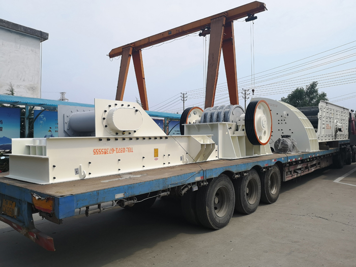 大型重錘破發貨現場 大型重錘破發貨現場