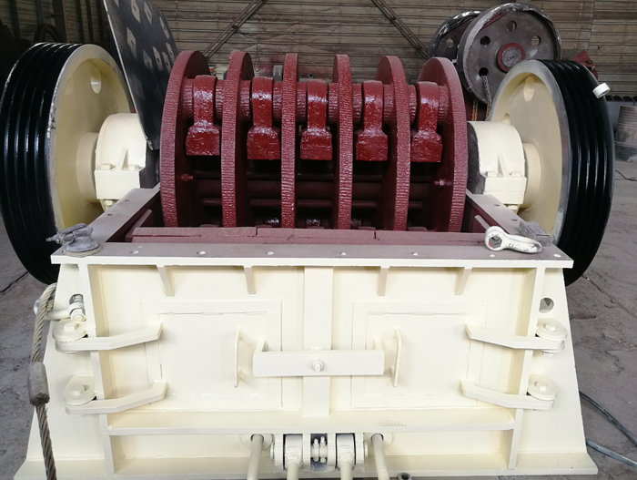 大型重錘式破碎機內部結構 大型重錘式破碎機內部結構