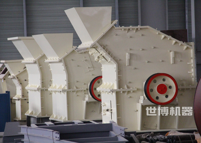 高效細(xì)碎機(jī)生產(chǎn)車間 高效細(xì)碎機(jī)生產(chǎn)車間