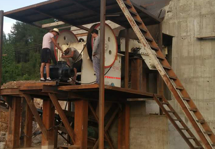 pe800*900顎破安裝現場 pe800*900顎破安裝現場
