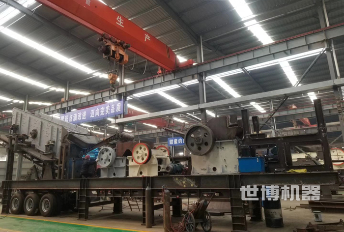 可移動式顎式粗破細破一體機 可移動式顎式粗破細破一體機