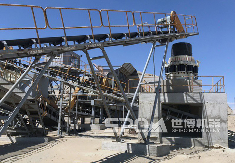 圓錐破碎機安裝現場 圓錐破碎機安裝現場