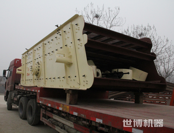 振動篩裝車發往客戶現場 振動篩裝車發往客戶現場