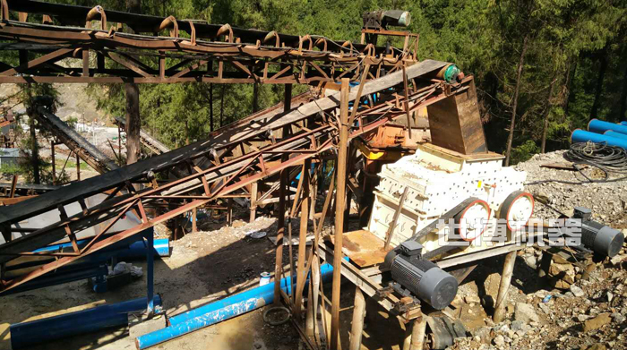 雙轉(zhuǎn)子打沙機(jī) 雙轉(zhuǎn)子打沙機(jī)