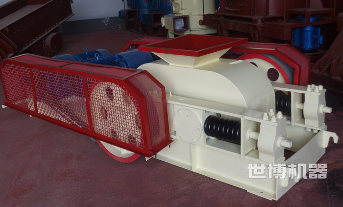 對輥式打沙機(jī) 對輥式打沙機(jī)