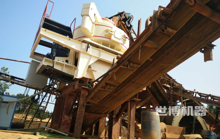 立式制砂機安裝現場 立式制砂機安裝現場