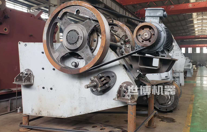 JC顎式破碎機半成品 JC顎式破碎機半成品