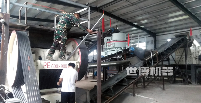 大棚內砂石生產線安裝現場