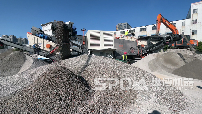 履帶式大口反擊破篩分站 履帶式大口反擊破篩分站