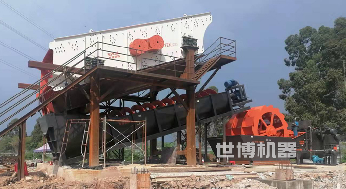 洗砂機(jī)安裝現(xiàn)場(chǎng) 洗砂機(jī)安裝現(xiàn)場(chǎng)
