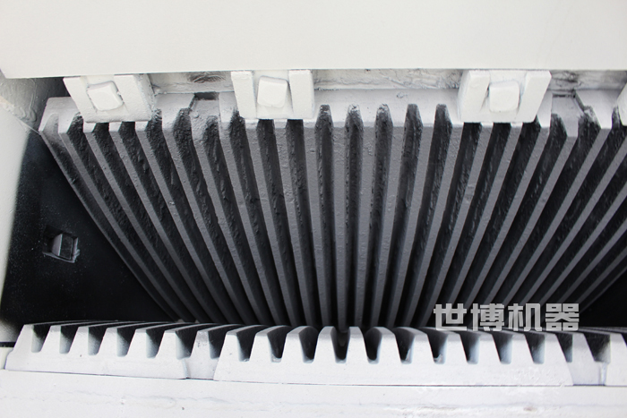 這是顎式破碎機進料品 這是顎式破碎機進料品