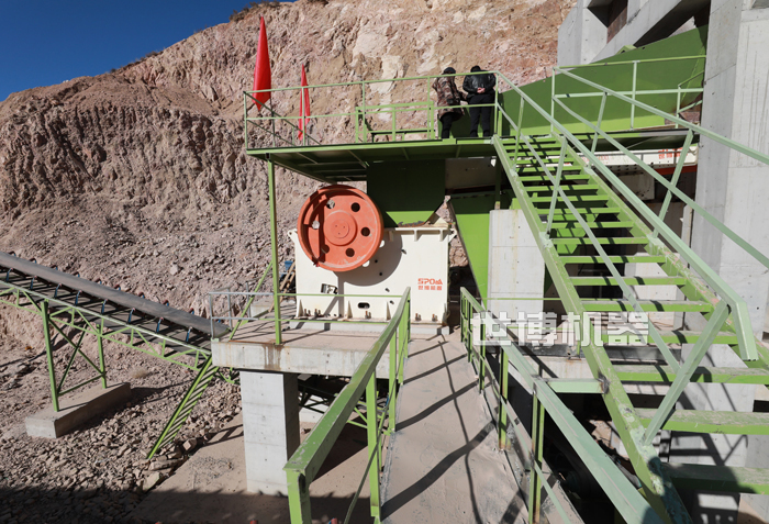 顎式破碎機(jī)可以用來破碎石灰石 顎式破碎機(jī)可以用來破碎石灰石