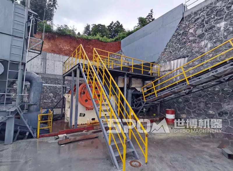 時產四百噸骨料生產線顎破 時產四百噸骨料生產線顎破