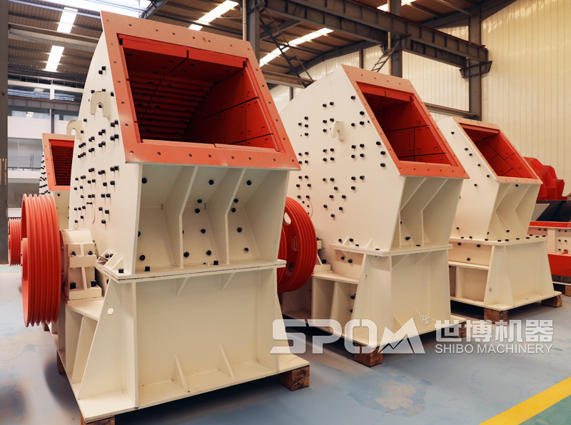 錘式破碎機生產車間 錘式破碎機生產車間