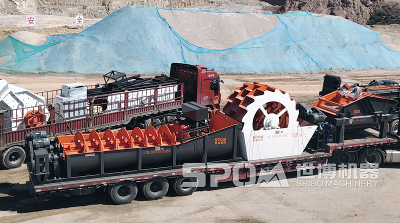 輪斗洗砂機和螺旋洗砂機發貨現場 輪斗洗砂機和螺旋洗砂機發貨現場