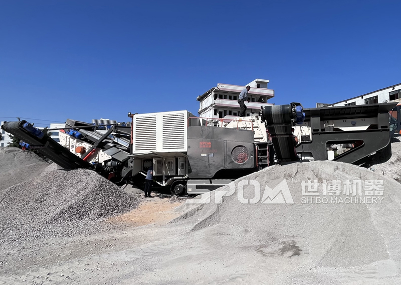 履帶破碎車生產現場 履帶破碎車生產現場