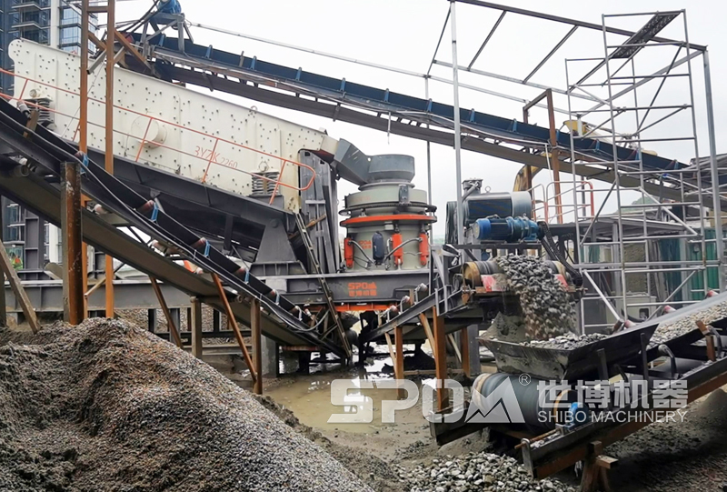 輪胎式破碎站破碎建筑垃圾現(xiàn)場(chǎng) 輪胎式破碎站破碎建筑垃圾現(xiàn)場(chǎng)