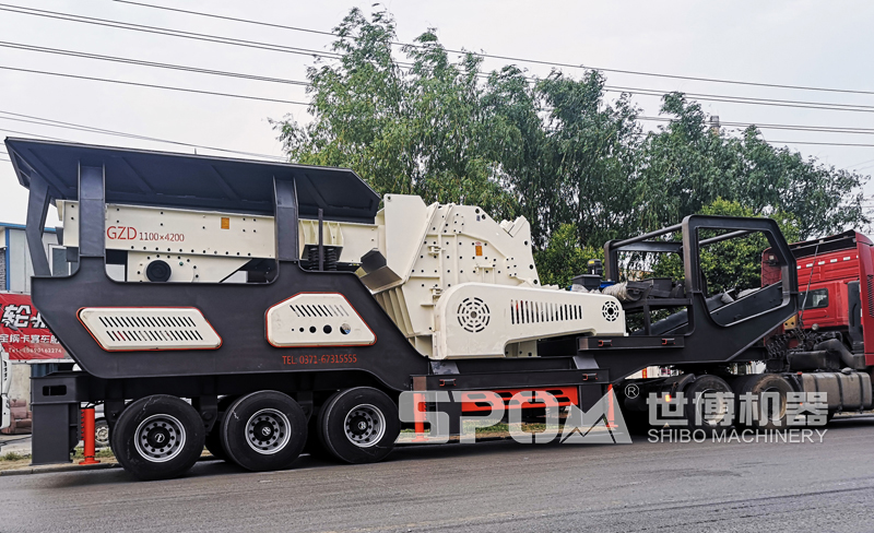 輪胎式移動反擊破碎站 輪胎式移動反擊破碎站